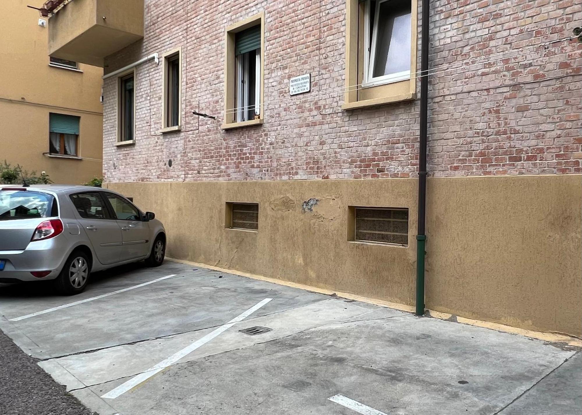 Charming Apartment Near Saragozza ボローニャ エクステリア 写真