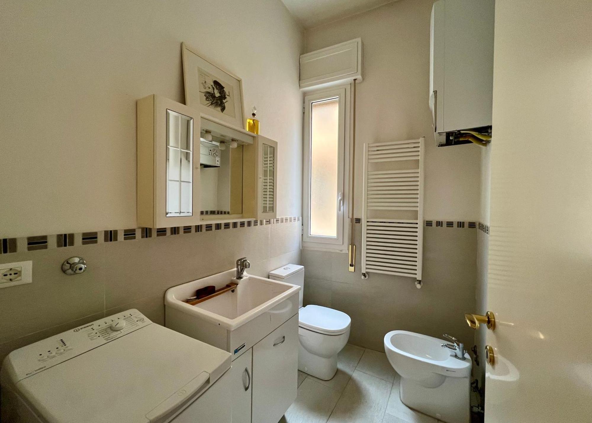 Charming Apartment Near Saragozza ボローニャ エクステリア 写真
