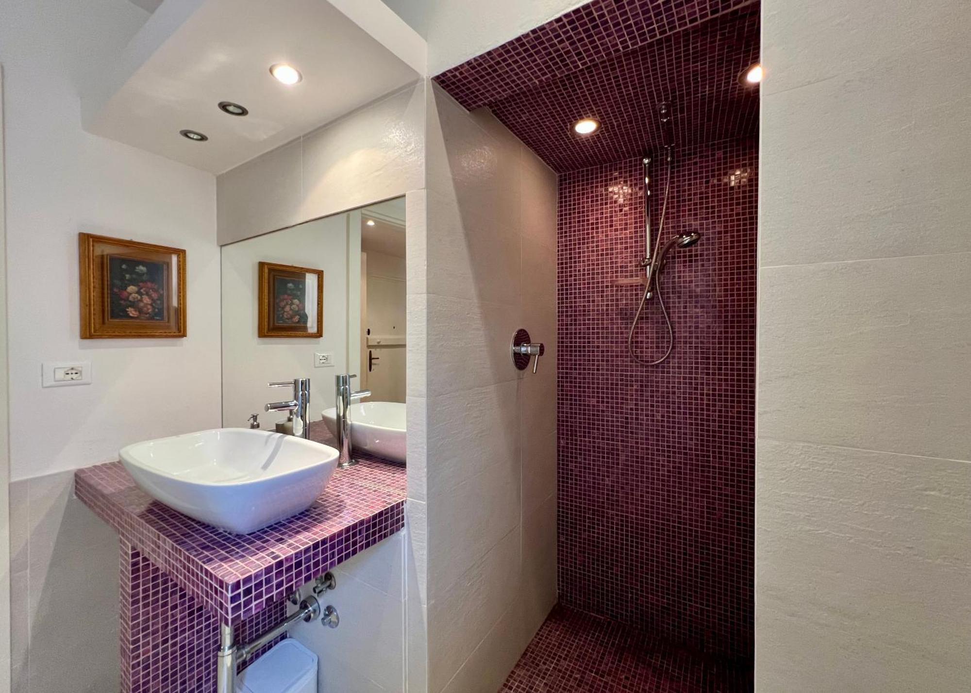 Charming Apartment Near Saragozza ボローニャ エクステリア 写真