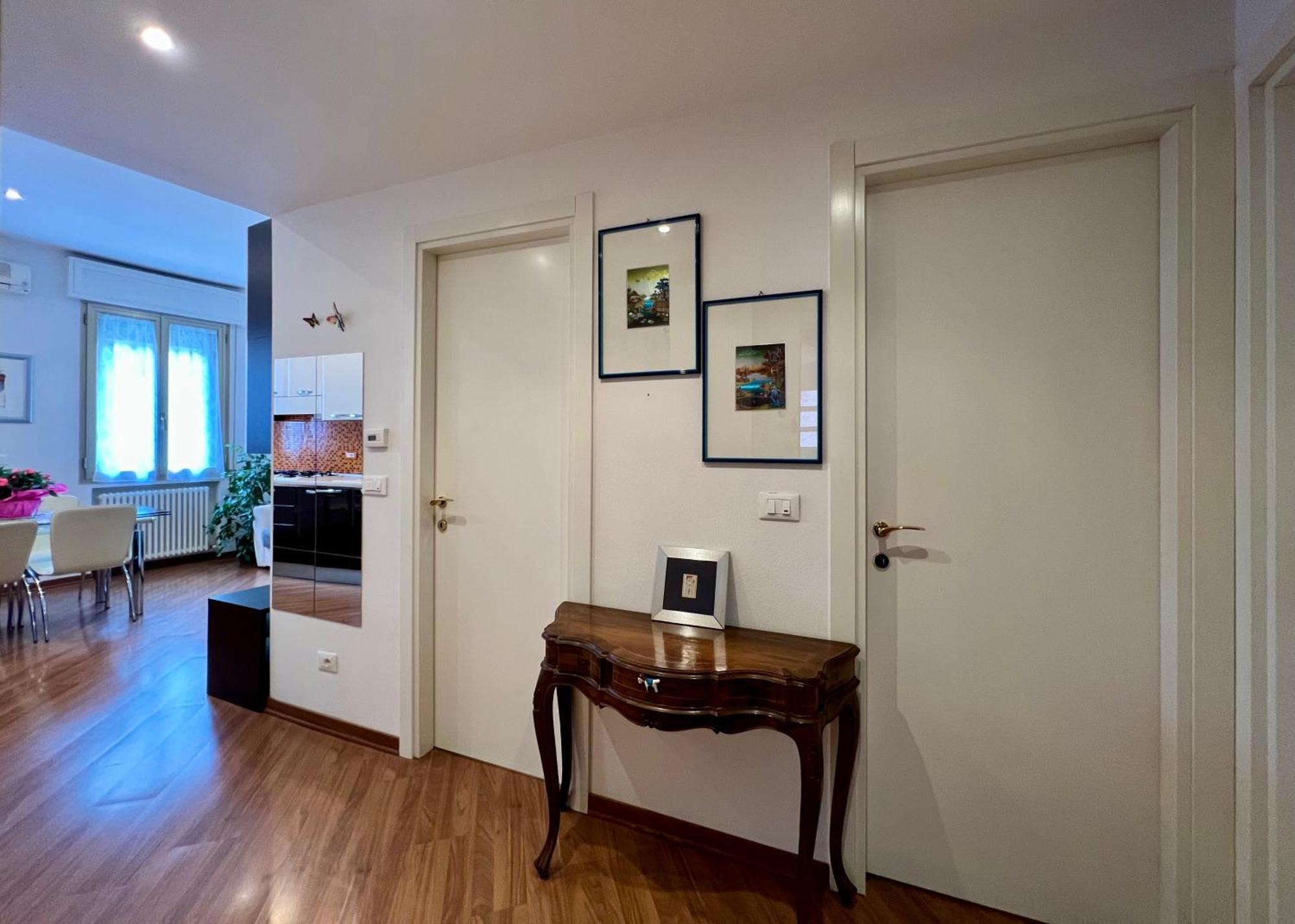 Charming Apartment Near Saragozza ボローニャ エクステリア 写真